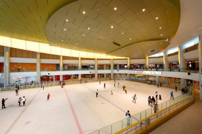 #MenarikDiPutrajaya – Icescape Ice Rink @ IOI City Mall Putrajaya